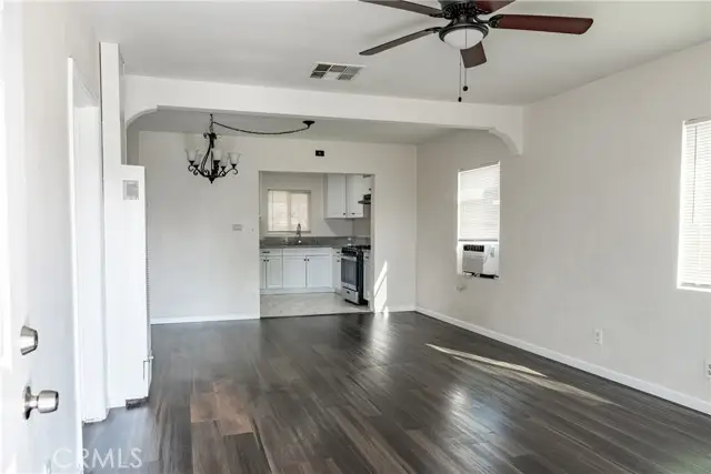 1102 18th Street, Bakersfield, CA 93305 - Image #3