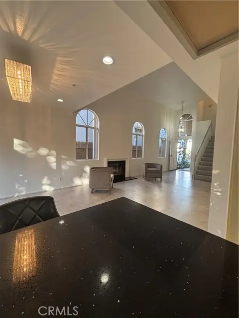 9213 Independence Way, North Hills, CA 91343