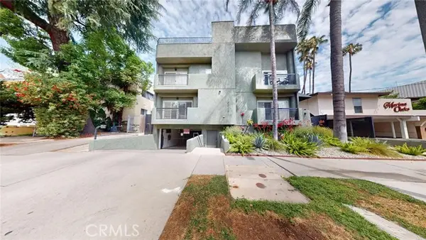 14919 Dickens Street  #105, Sherman Oaks, CA 91403