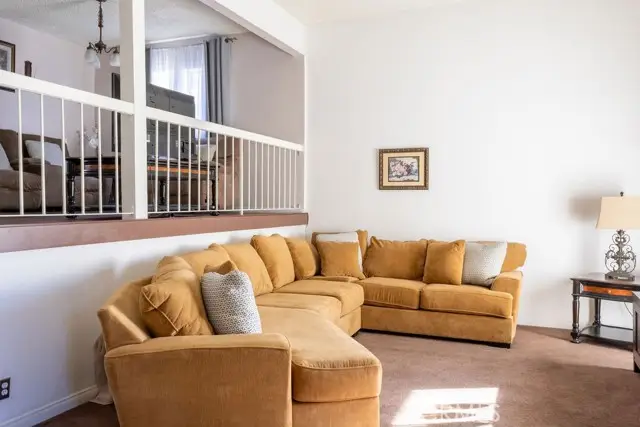 18425 Saticoy Street  #1, Reseda, CA 91335 - Image #3