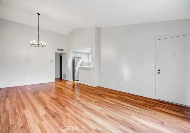 7308 Corbin Avenue  #G, Reseda, CA 91335 - #3