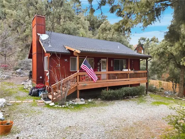 2525 Glacier Dr., PINE MOUNTAIN CLUB, CA 93222