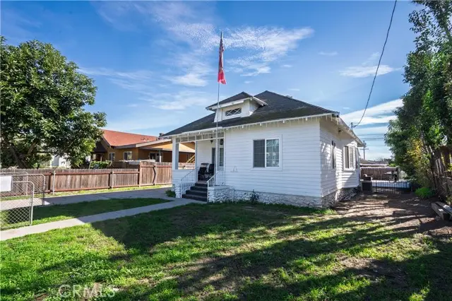 730 9th, Pomona, CA 91766 - #3