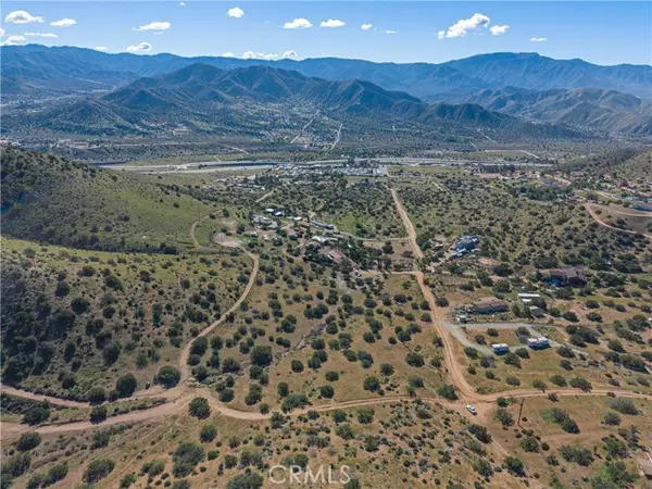 0 Vac/1/2 Mi N Sierra Hwy/I Mi E S, Acton, CA 93510