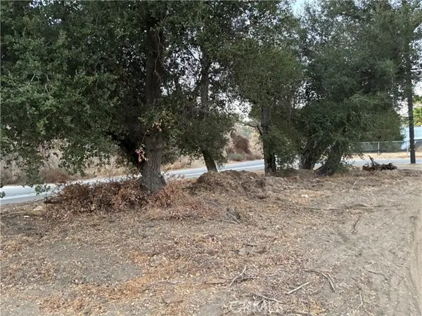 0 Oakwood Avenue, Castaic, CA 91384