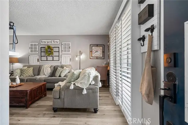 20305 Rue Crevier  #585, Canyon Country, CA 91351 - #3