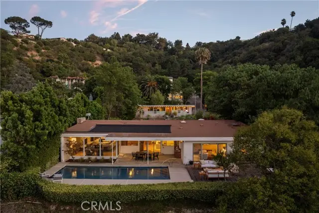 3511 Stonehill Place, Sherman Oaks, CA 91423 - Image #1