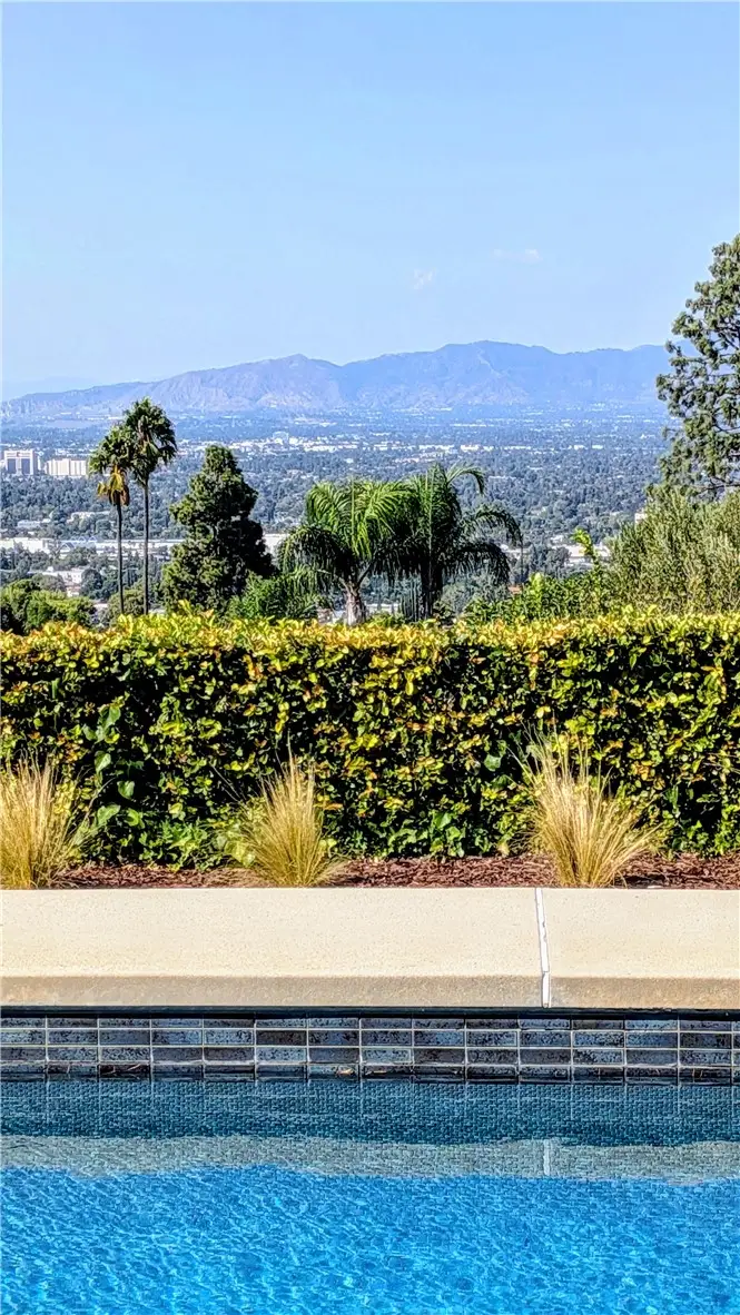 3511 Stonehill Place, Sherman Oaks, CA 91423 - Image #3