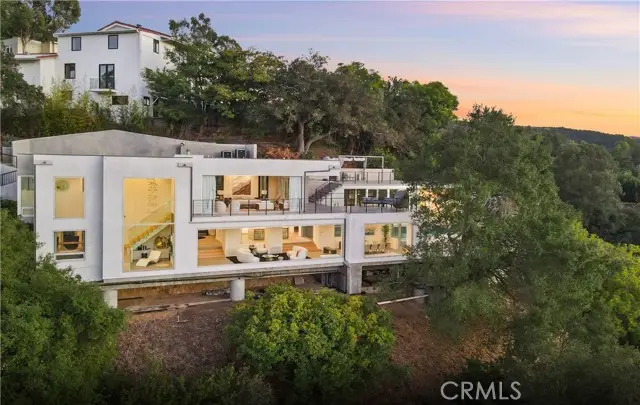 9716 Oak Pass, Beverly Hills, CA 90210 - #1