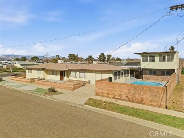 416 Jean, Ridgecrest, CA 93555 - #2