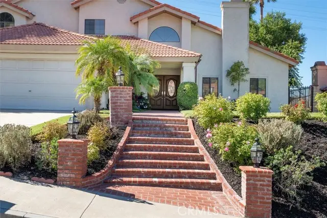 27641 Sutters Pointe, Saugus, CA 91350 - Image #2