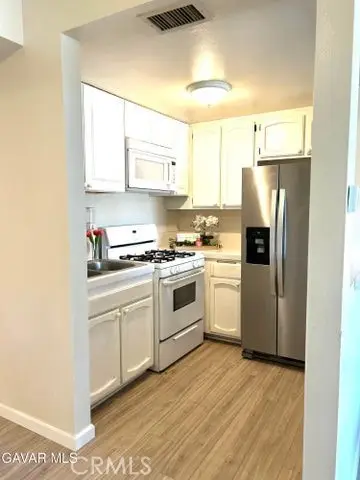 38710 10th  #12, Palmdale, CA 93550 - Image #3