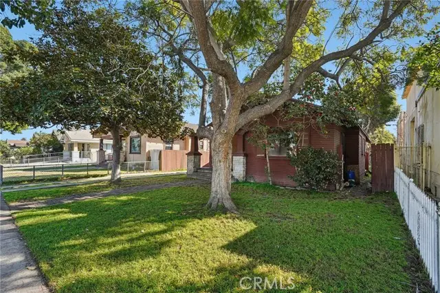 1334 9th Street, Long Beach, CA 90813 - #2