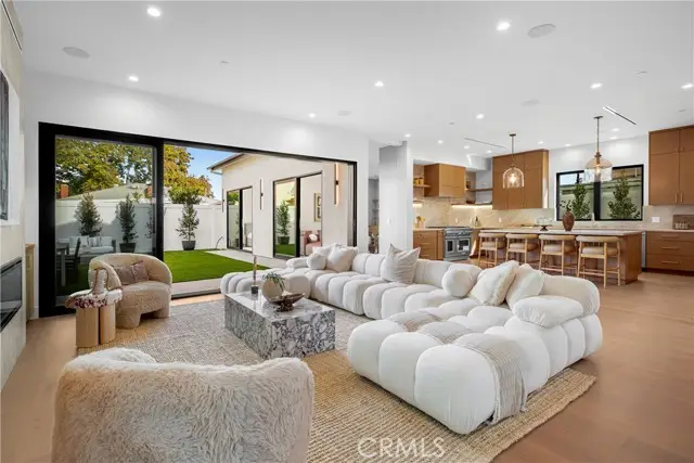 3910 Mclaughlin Avenue, Los Angeles, CA 90066 - Image #3