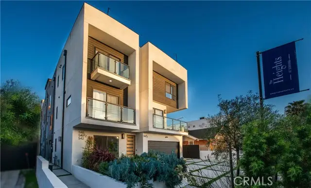 542 Serrano Avenue, Los Angeles, CA 90004 - Image #2