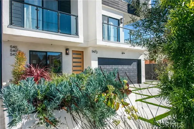 542 Serrano Avenue, Los Angeles, CA 90004 - Image #3