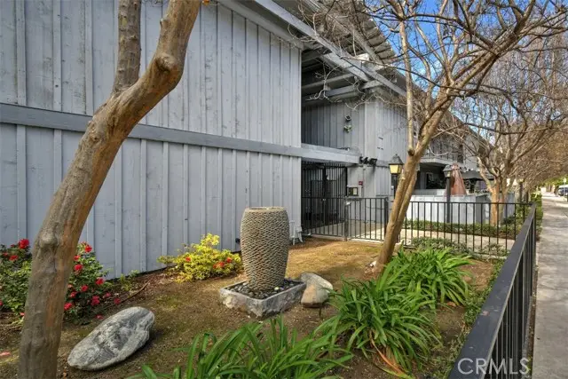 5447 Zelzah  #110, Encino, CA 91316 - #1