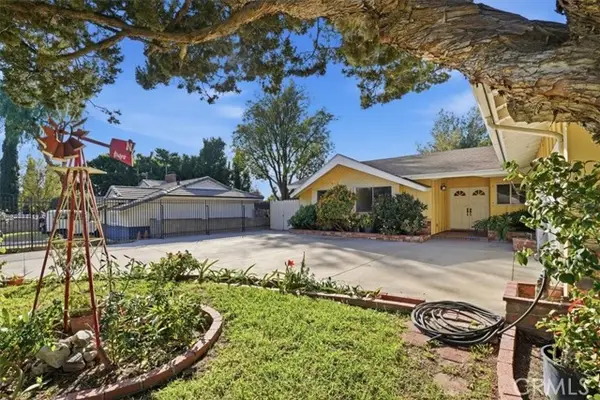 11357 Orcas Avenue, Sylmar, CA 91342