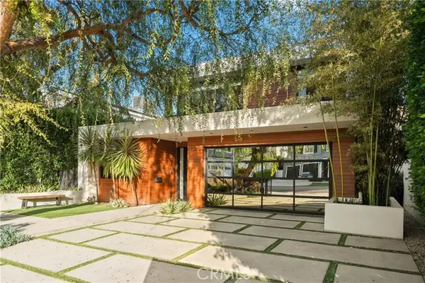 4242 Vantage Avenue, Studio City, CA 91604