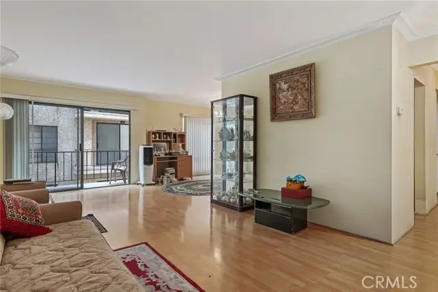7300 Franklin Avenue  #354, Los Angeles, CA 90046 - Image #2