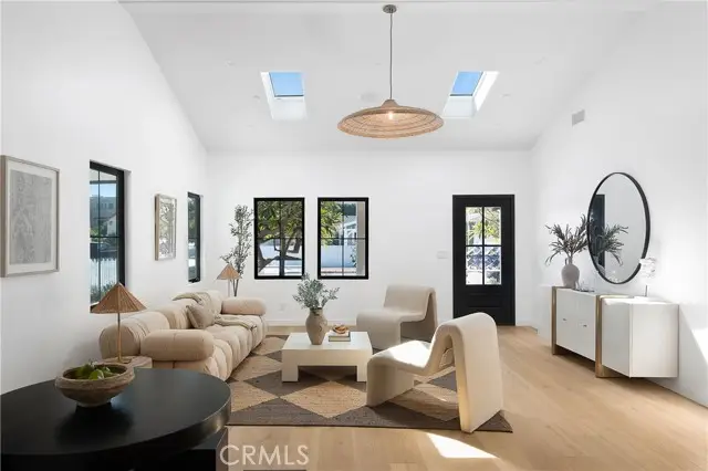 4624 Coolidge Avenue, Culver City, CA 90230 - #3