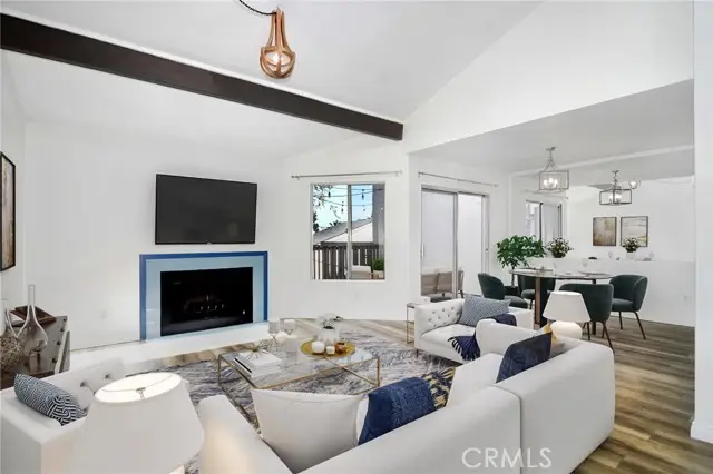 18316 Hatteras  #27, Tarzana, CA 91356 - Image #2