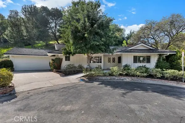 4775 Regalo Road, Woodland Hills, CA 91364