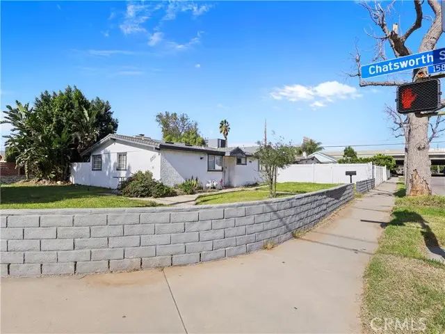 15801 Chatsworth, Granada Hills, CA 91344 - #3