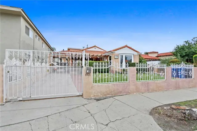 1921 Chariton Street, Los Angeles, CA 90034 - #1