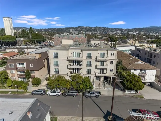 9049 Alcott Street  #204, Los Angeles, CA 90035 - Image #1