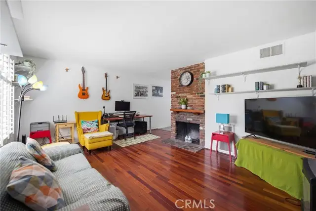 20721 Lemarsh  #C, Chatsworth, CA 91311 - #3