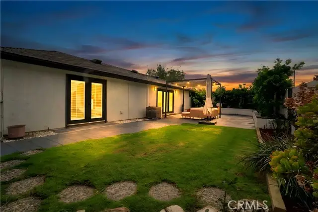 16411 Magellan, Huntington Beach, CA 92647 - #3