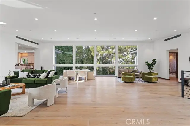 15641 Meadowgate, Encino, CA 91436 - #1