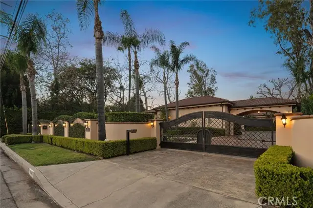 13845 Magnolia Boulevard, Sherman Oaks, CA 91423 - #1