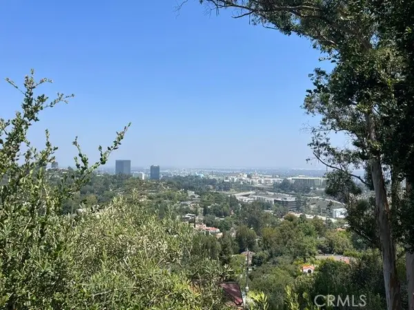 3124 Goodview Trail, Los Angeles, CA 90068