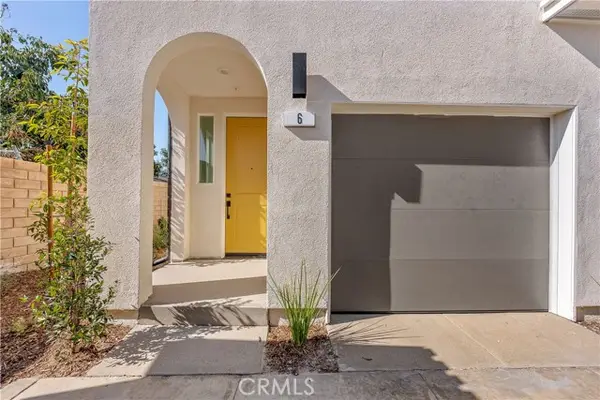 9423 1/2 N. Sepulveda Blvd.  #6, North Hills, CA 91343