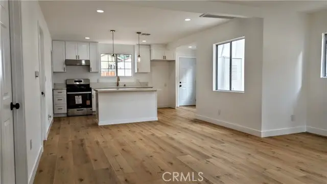 7036 6th Avenue, Los Angeles, CA 90043 - #2