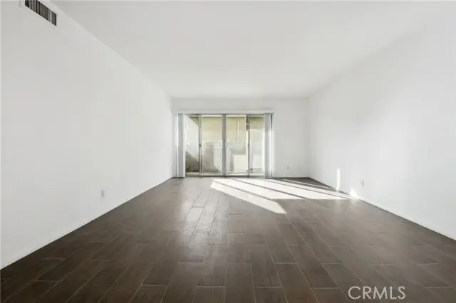 20134 Leadwell, Winnetka, CA 91306 - #2