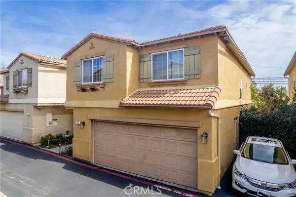 9427 Lemona Avenue  #20, North Hills, CA 91343