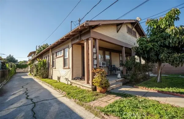 1741 S New England, Los Angeles, CA 90006