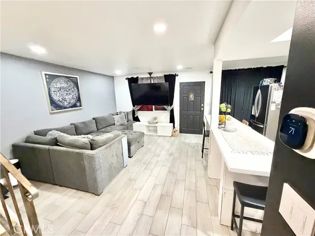 15555 Nordhoff  #10, North Hills, CA 91343 - #2