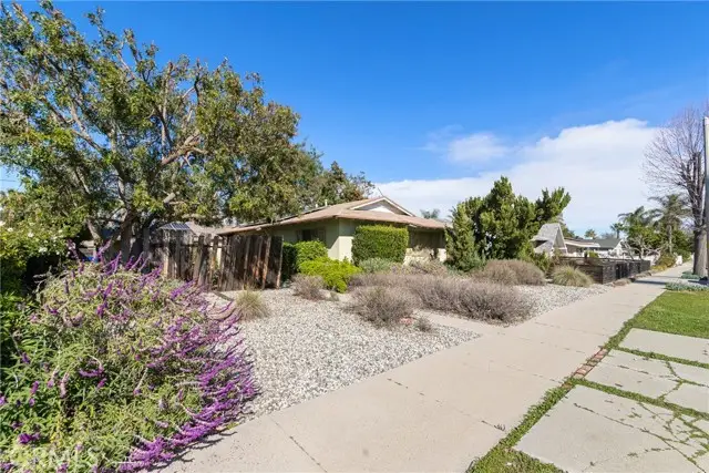 24201 Vanowen, West Hills, CA 91307 - #3