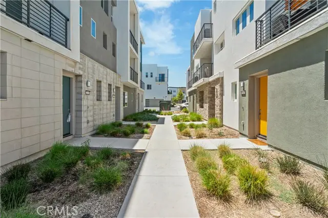 27461 Viero Place, Valencia, CA 91381 - #2