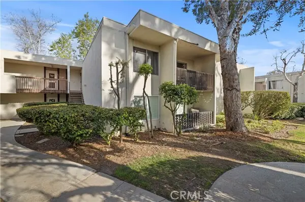 23515 Lyons Avenue  #277, Valencia, CA 91355