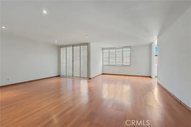 5301 Balboa, Encino, CA 91316 - #3