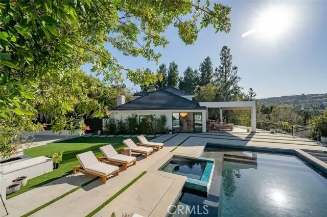 4017 Nogales, Tarzana, CA 91356 - #1