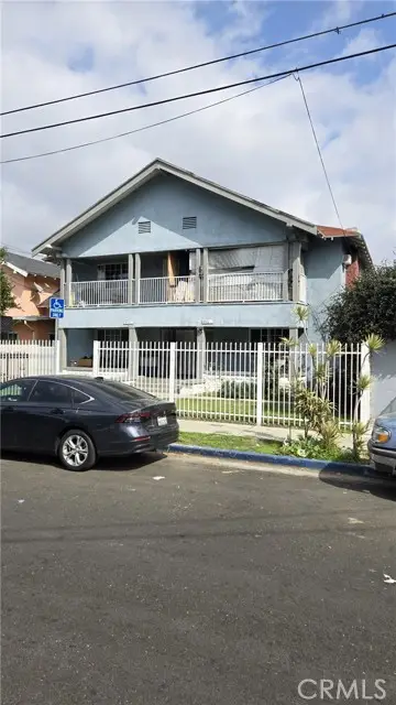4512 Wesley Avenue, Los Angeles, CA 90037
