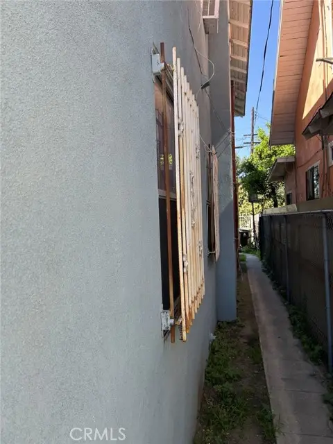 4512 Wesley Avenue, Los Angeles, CA 90037 - #2