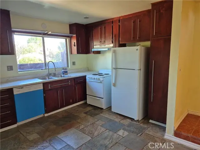 7320 Lennox Avenue, Van Nuys, CA 91405 - #1