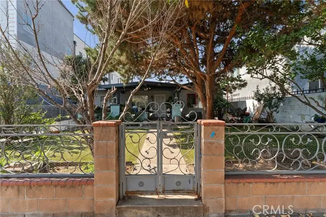 955 Normandie, Los Angeles, CA 90029 - #3
